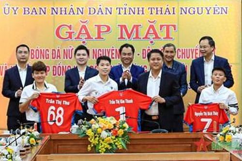 Thủ môn Trần Thị Kim Thanh: Động lực từ thuở nhổ lạc ứa nước mắt