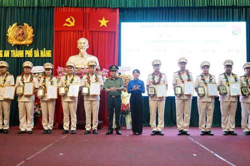 Vinh danh 10 gương mặt trẻ Công an TP Đà Nẵng xuất sắc tiêu biểu năm 2023
