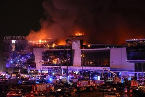 Vụ tấn công tại Moscow: Tổng thống Nga ở đâu, Mỹ xác nhận về thủ phạm và phản ứng của Ukraine; địa điểm Crocus City Hall có gì đặc biệt?
