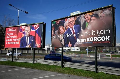 Slovakia bắt đầu bầu cử Tổng thống, nội bộ chia rẽ sâu sắc vì Ukraine