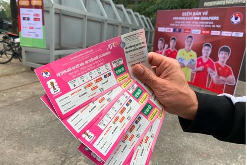 Dân bán vé trận Việt Nam - Indonesia lo ế, không tăng giá cao