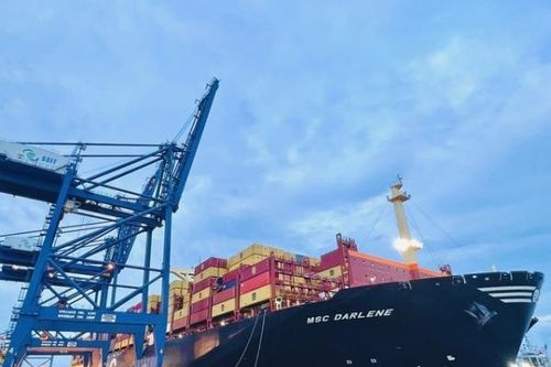 Sẵn sàng đón 'siêu tàu container' vào cảng biển Việt Nam