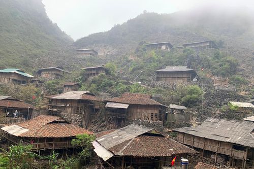 Đem niềm vui đến cho bà con trên đỉnh Cà Lò
