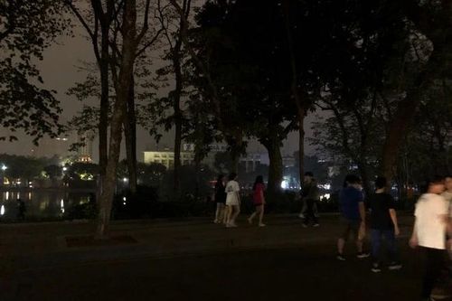 Hà Nội hưởng ứng Giờ Trái đất 2024, lan tỏa thông điệp tiết kiệm điện