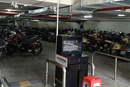 Cảnh giác với thủ đoạn tráo biển số trộm xe máy tại bãi gửi xe