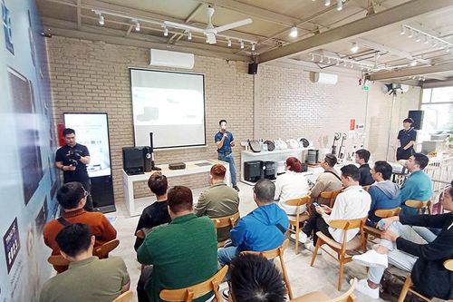 Loạt robot hút bụi, lau nhà mới nhất của Ecovacs ra mắt thị trường Hà Nội