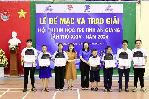 Trao giải Hội thi Tin học trẻ tỉnh An Giang lần thứ 24, năm 2024