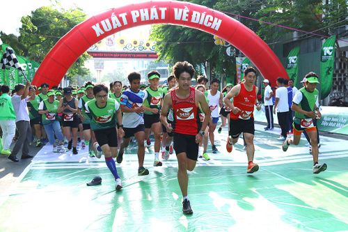 Hơn 2 ngàn vận động viên tham dự lễ phát động Ngày chạy Olympic vì sức khỏe toàn dân thành phố Biên Hòa