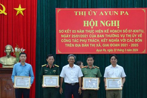 Ayun Pa sơ kết 3 năm công tác phụ trách, kết nghĩa với các buôn DTTS giai đoạn 2021-2025
