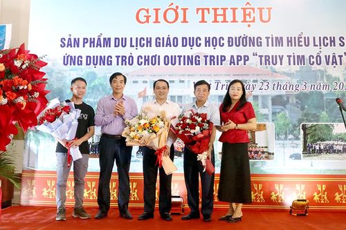 Giới thiệu sản phẩm du lịch giáo dục học đường
