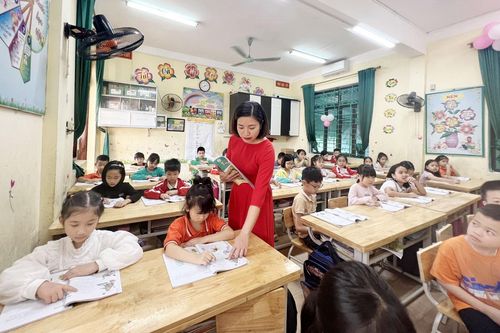 Nỗ lực đẩy mạnh phong trào 'Dạy tốt, học tốt'