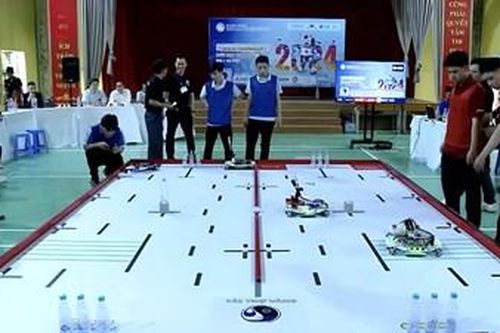 Hào hứng với Cuộc thi HueIC Robocon