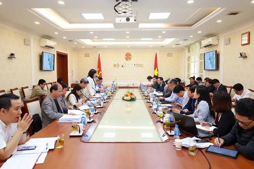 Xây dựng Lương Sơn trở thành đô thị du lịch, dịch vụ và công nghiệp trọng điểm của tỉnh Hòa Bình