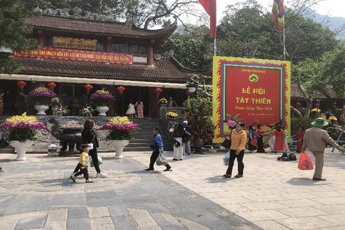 Tam Đảo (Vĩnh Phúc): Chuẩn bị tốt cơ sở vật chất phục vụ Lễ hội Tây Thiên Xuân Giáp Thìn 2024
