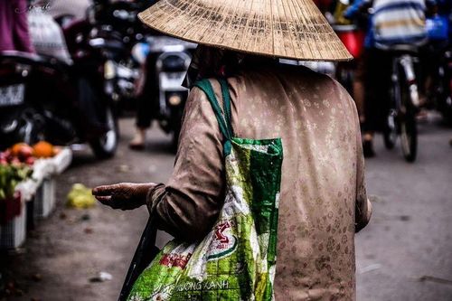 Phải tội với đời