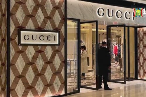 Giới trẻ Trung Quốc quay lưng với hàng xa xỉ