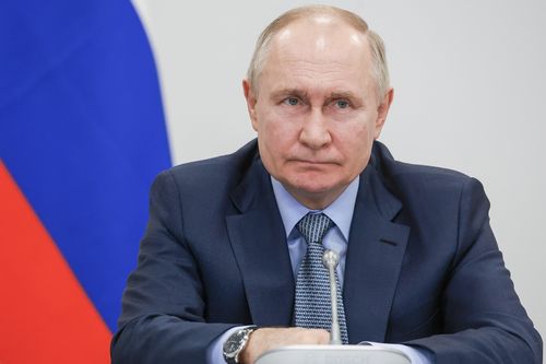 Tổng thống Nga Putin triệu tập họp khẩn về an ninh sau vụ khủng bố đẫm máu