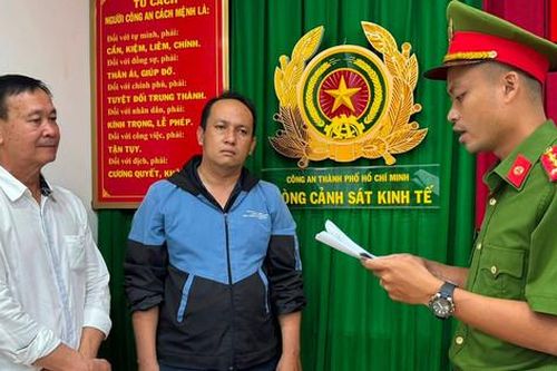 Khởi tố hai cán bộ Hải quan cửa khẩu Cảng Phú Mỹ về tội 'Nhận hối lộ'