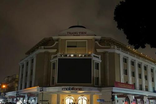 Hà Nội và cả nước tắt điện hưởng ứng Giờ trái đất, tiết kiệm hơn 858 triệu đồng