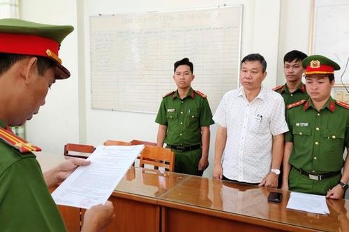 Bắt tạm giam nguyên Giám đốc Ban Quản lý Dự án ở An Giang