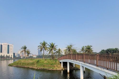 Công viên hồ điều hòa bỏ hoang lãng phí tại Hà Nội