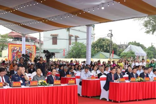 Ninh Bình: Huyện Gia Viễn long trọng tổ chức Lễ kỷ niệm 1100 năm ngày sinh Vua Đinh Tiên Hoàng