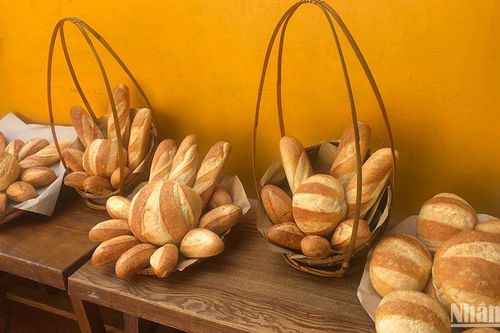 Kể chuyện bánh mì nhân ngày bánh mì Việt Nam vào từ điển Oxford