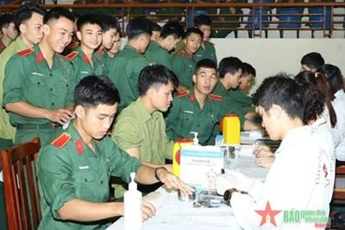 Sẻ chia máu đào, trao cơ hội sống