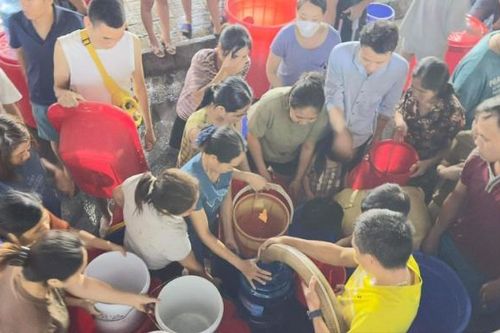 Hà Nội: 16.000 cư dân KĐT Thanh Hà hết 'khát' nước sạch