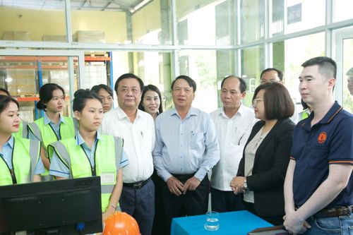 Phát huy nguồn lực để thực hiện tự chủ tài chính tại các cơ sở đào tạo