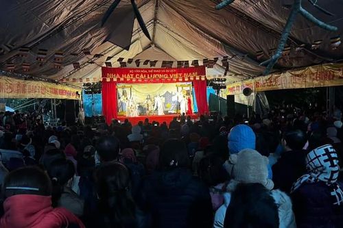 Mùa vui của sân khấu