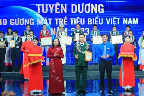 Trao Giải thưởng Gương mặt trẻ Việt Nam tiêu biểu năm 2023