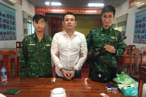 Bắt giữ đối tượng nhập cảnh trái phép mang theo ma túy