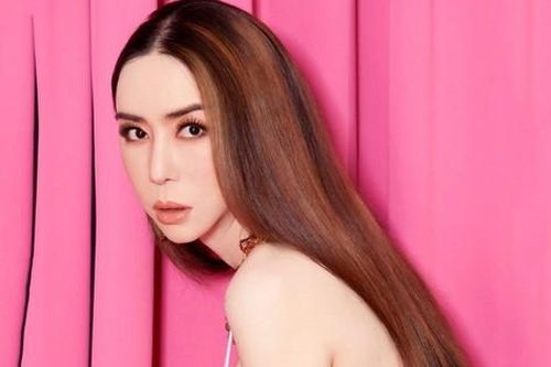 Nữ tỷ phú Hoa hậu Hoàn vũ đối diện lệnh bị bắt