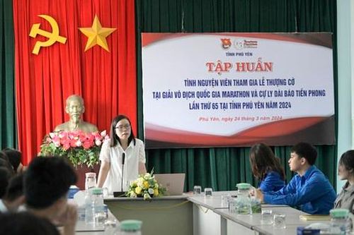 Tập huấn tình nguyện viên tham gia Lễ Thượng cờ Tiền Phong Marathon 2024