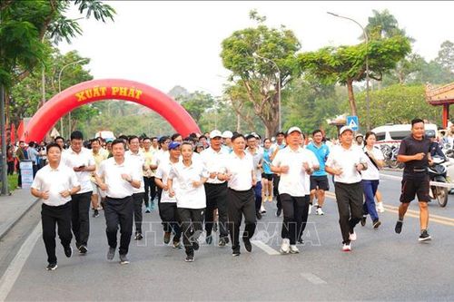 Trên 2.000 người dự Ngày chạy Olympic vì sức khỏe toàn dân ở Thừa Thiên – Huế