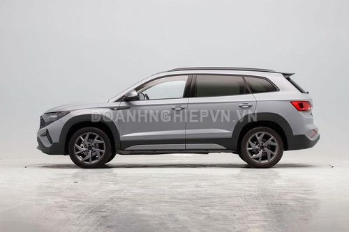 'Kẻ ngáng đường' Honda CR-V ra mắt: Động cơ tăng áp, thiết kế cá tính, giá hơn 350 triệu đồng