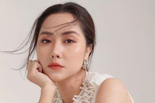 Mỹ nhân Việt khi sửa mũi: Người biến dạng méo mó, người làm vài lần vẫn chưa hoàn hảo