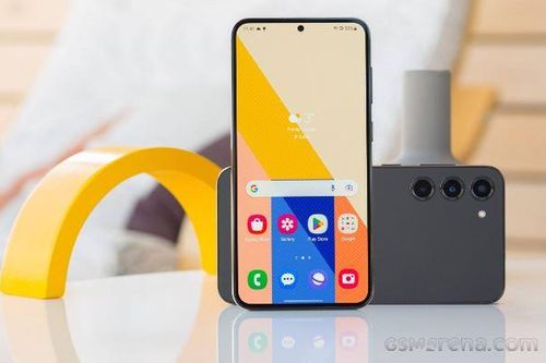 Galaxy S23 Plus đang là chiến thần màn lớn hấp dẫn nhất, giá như iPhone 13 nhưng ăn đứt cả iPhone 15