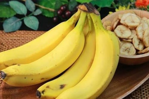 Đừng nhanh tay vứt vỏ chuối đi vì nó có những lợi ích tuyệt vời cho làn da của bạn, nhiều người không biết