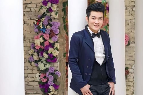 Người thân hoang mang trước tin ca sĩ Lý Hào Nam qua đời