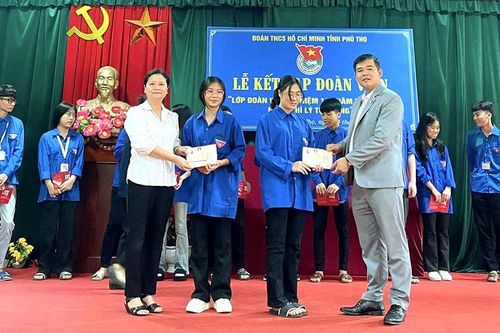 Lễ kết nạp 110 Đoàn viên mới