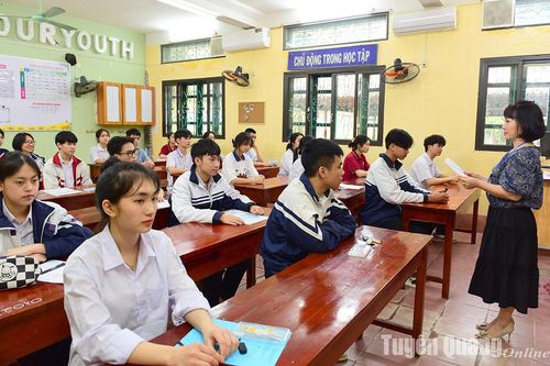 Hơn 1.000 thí sinh tham dự Kỳ thi chọn học sinh giỏi cấp tỉnh lớp 11