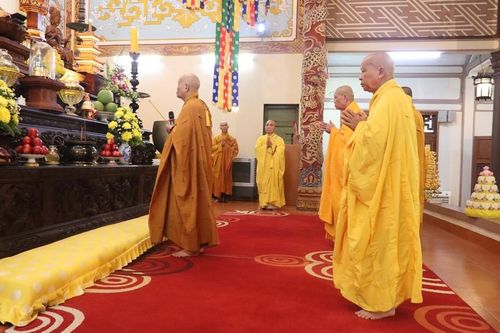 Khánh Hòa: Lễ kỷ niệm ngày Đức Phật Thích Ca nhập Niết-bàn tại chùa Long Sơn