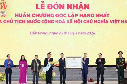 Chủ tịch Quốc hội Vương Đình Huệ dự Lễ kỷ niệm 20 năm tái lập tỉnh Đắk Nông