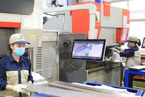 Nâng cao năng lực cạnh tranh của sản phẩm công nghiệp chủ lực Thủ đô