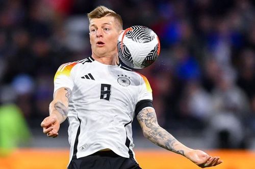 Toni Kroos trả lời lạnh lùng về Mbappe
