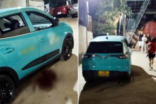 Tai nạn giao thông mới nhất 25/3/2024: taxi cán tử vong cháu bé chơi trong ngõ