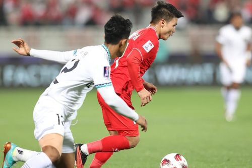 Việt Nam vs Indonesia: HLV Troussier cần 'con bài tẩy' Quang Hải