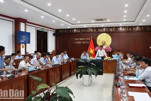 Đẩy nhanh tiến độ dự án Tuyến đường trục phát triển kinh tế đông-tây tỉnh Sóc Trăng